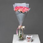 Букет из роз "Аромат любви" + конфеты